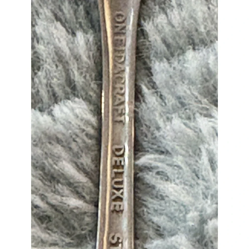 Oneida Craft Stainless Chateau 4 Salad Forks Deluxe